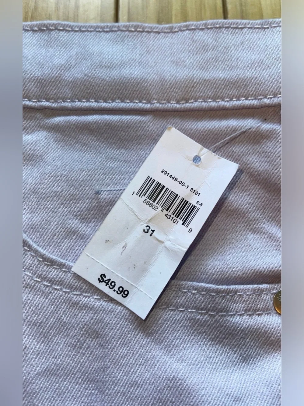 GAP High Rise 3 Inch Short